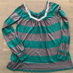 Women’s French Connection Top Sequin neckline sz S